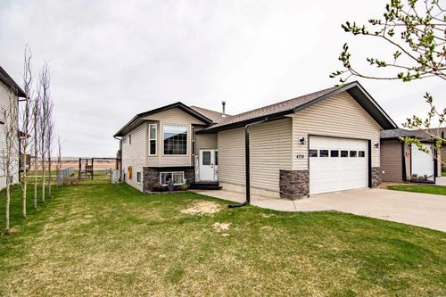 4710 58 Avenue, Rimbey, AB, T0C2J0 | Card Image