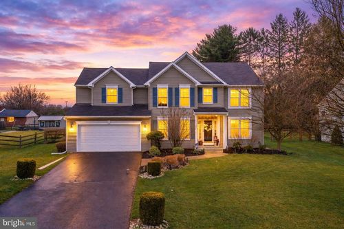 370 Redbud Dr, OXFORD, PA, 19363-2452 | Card Image