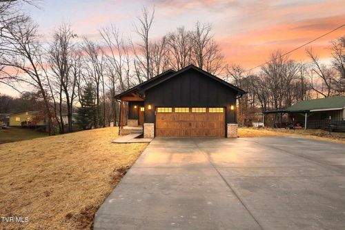 178 Woodland Cir, Jonesborough, TN, 37659-6331 | Card Image