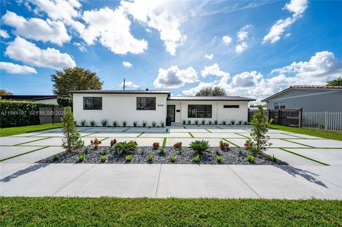 8440 Sw 27th Ter, Miami, FL, 33155-2308 | Card Image