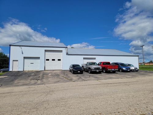 15738 Avon Rd, Darlington, WI, 53530 | Card Image