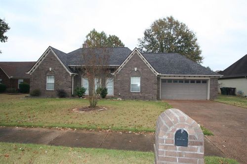 1488 Wolf Hunt Dr, Collierville, TN, 38017-8639 | Card Image