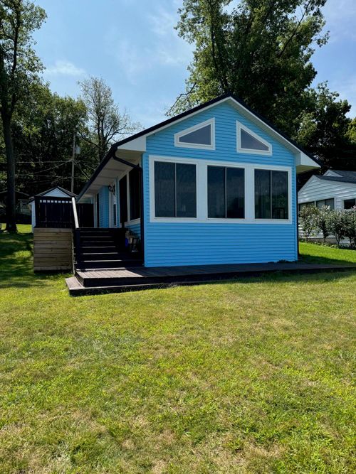 9222 Beech Dr, Reading, MI, 49274-9245 | Card Image