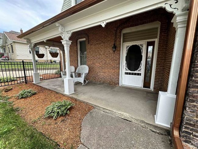 229 N Monroe St, House other with 5 bedrooms, 2 bathrooms and null parking in LANCASTER WI | Image 4