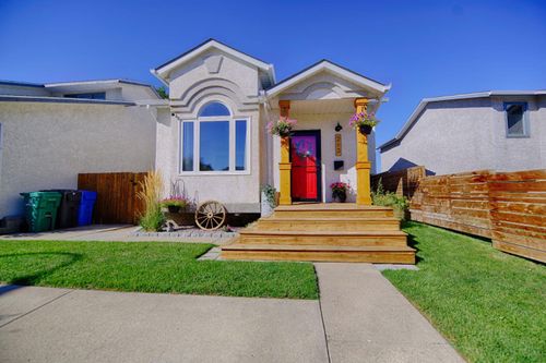 213 Mount Crandell Cres W, Lethbridge, AB, T1K6M6 | Card Image