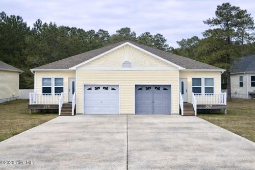 215/217 Lloyd Street, Holly Ridge, NC, 28445 | Card Image
