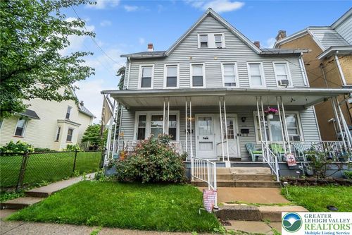 1037 Seneca St, Fountain Hill, PA, 18015-4128 | Card Image