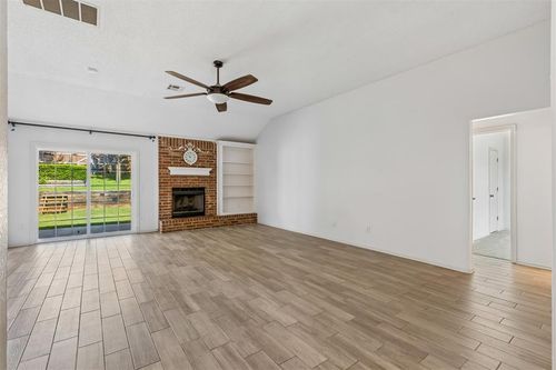 8801 Scirocco Cir, Oklahoma City, OK, 73135-6508 | Card Image