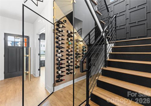 651 Tennyson Dr, Charlotte, NC, 28208-2909 | Card Image