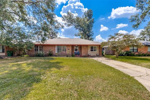 2007 Hewitt Dr, Houston, TX, 77018-4028 | Card Image