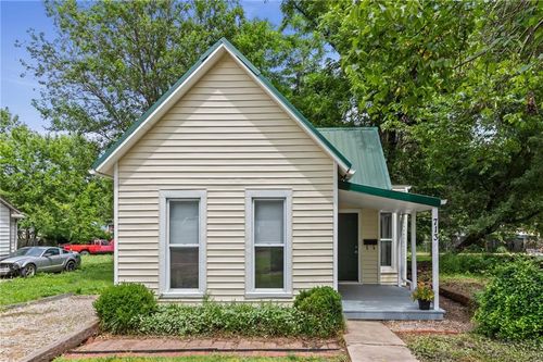 713 S Sycamore St, Ottawa, KS, 66067-3030 | Card Image