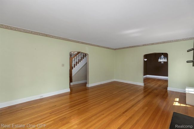 10-542 Cadieux Rd 013.jpg | Image 9