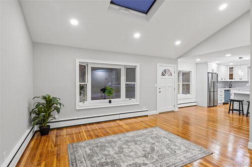 187 Audwin Dr, Islip Terrace, NY, 11752-2125 | Card Image