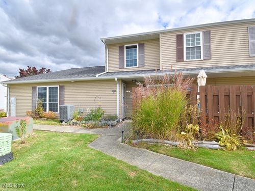 apt-c-6864 Beacon Dr, Mentor, OH, 44060-9329 | Card Image