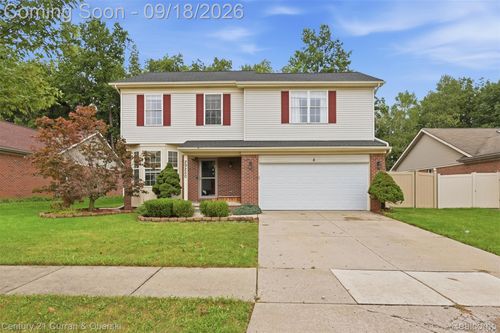 29250 Juniper St, Brownstown Twp, MI, 48183-7005 | Card Image