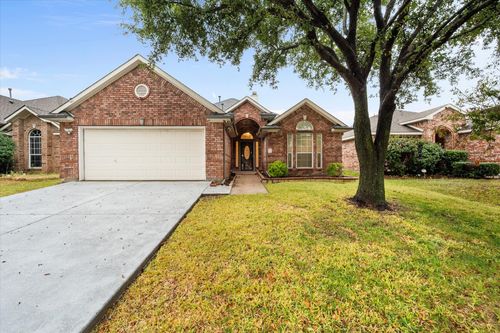 4412 Ridgeway Dr, Mansfield, TX, 76063-8609 | Card Image