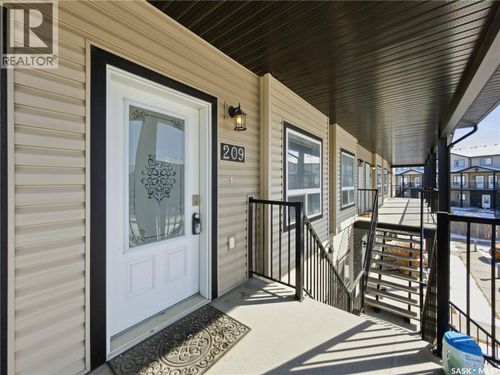 209-3818 Dewdney Ave E, Regina, SK, S4Z0A6 | Card Image