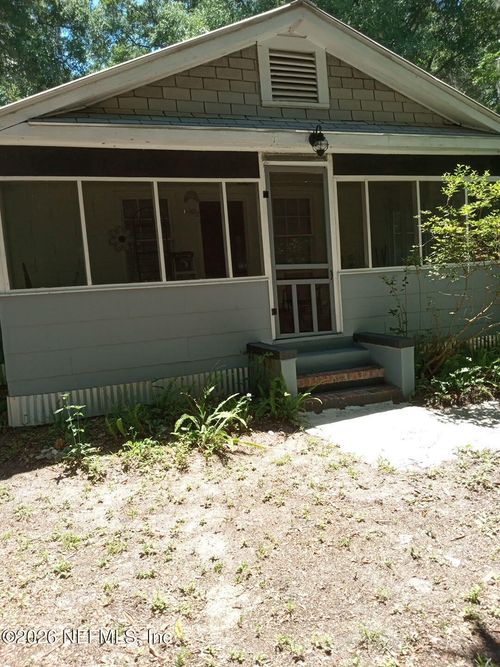 210 Pine Ave, Pomona Park, FL, 32181-2513 | Card Image
