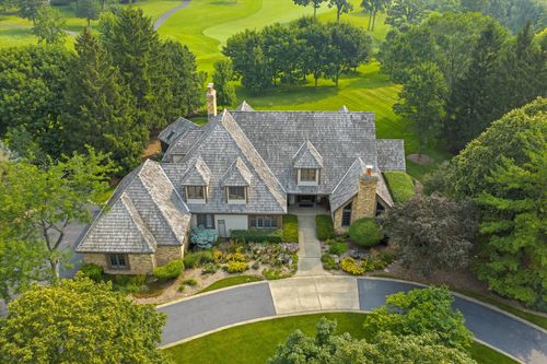 18 S Wynstone Dr, North Barrington, IL, 60010-6941 | Card Image