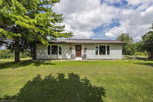 26 Youngs Rd, Erinsville, ON, K0K2A0 | Card Image