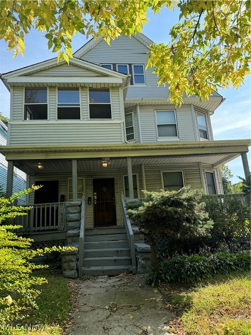 1333 E 82nd St, Cleveland, OH, 44103-2941 | Card Image