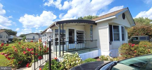 21710 F St, REHOBOTH BEACH, DE, 19971-8426 | Card Image