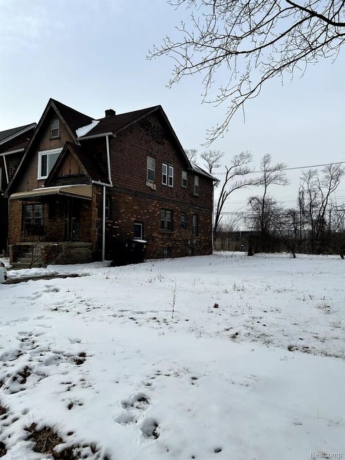 2978 Doris St, Detroit, MI, 48238-2742 | Card Image