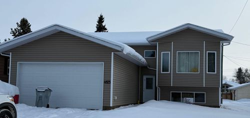 4825 57 Ave, High Prairie, AB, T0G1E0 | Card Image