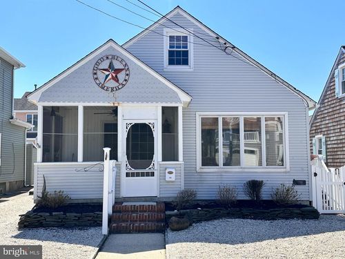 118 E Maryland Ave, LONG BEACH TOWNSHIP, NJ, 08008-2752 | Card Image