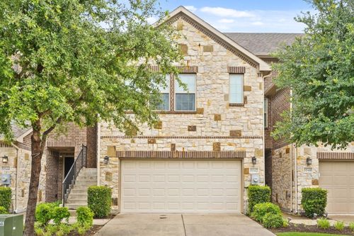 5542 Yellowstone Rd, The Colony, TX, 75056-3748 | Card Image