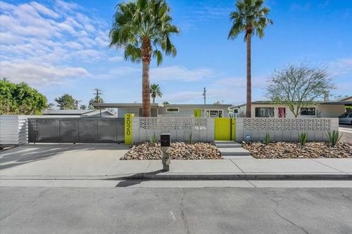 2020 Lawrence St, Palm Springs, CA, 92264-6203 | Card Image