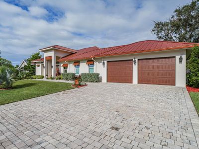 123 Queen Frederika Court, House other with 3 bedrooms, 3 bathrooms and null parking in Hutchinson Island FL | Image 3