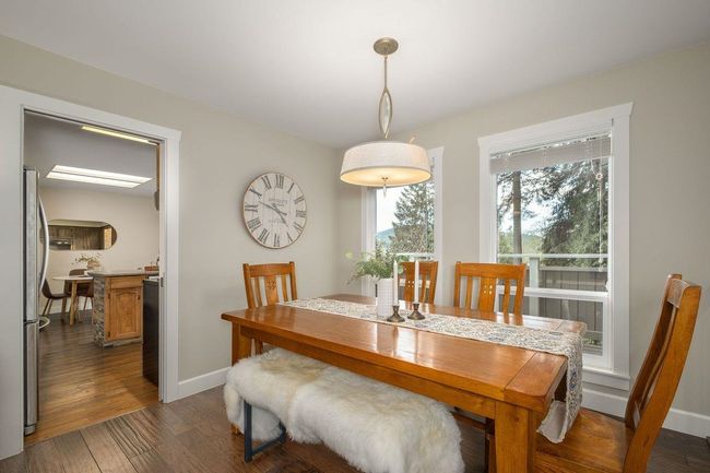 187 April Road, House other with 3 bedrooms, 2 bathrooms and 2 parking in Port Moody BC | Image 11