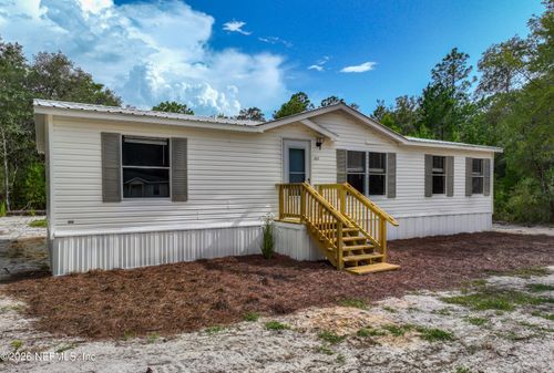 117 Sumac St, Interlachen, FL, 32148-5811 | Card Image
