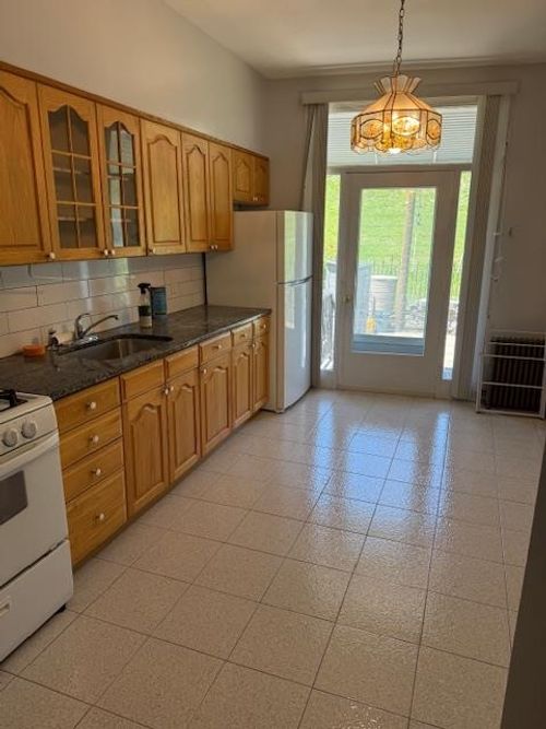 1-437 Gregory Ave, Weehawken, NJ, 07086-5601 | Card Image
