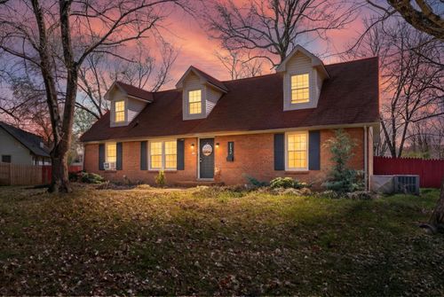 112 Mossland Dr, Clarksville, TN, 37042-3568 | Card Image