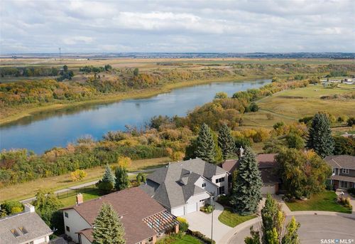 323 Mallin Cres, Saskatoon, SK, S7K7X2 | Card Image