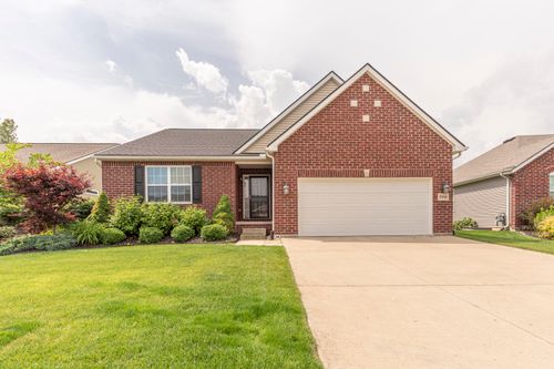 8946 Creekway Dr, Ypsilanti, MI, 48197-6041 | Card Image