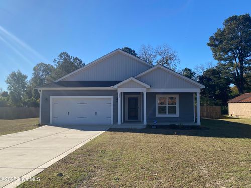 200 Laurel Lake Rd, Salemburg, NC, 28385-8602 | Card Image