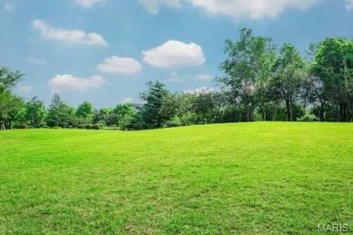 16716 Shamblin Rd, Florissant, MO, 63034-1546 | Card Image