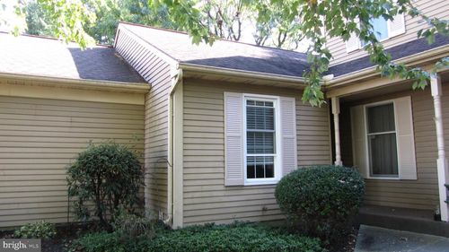 58 Ashlea Vlg, NEW HOLLAND, PA, 17557 | Card Image
