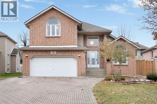 469 John Harvey Cres, Windsor, ON, N9E4R3 | Card Image