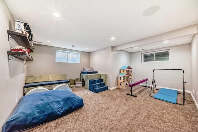 112 Rainbow Falls Passage, House other with 5 bedrooms, 4 bathrooms and 6 parking in Chestermere AB | Image 32