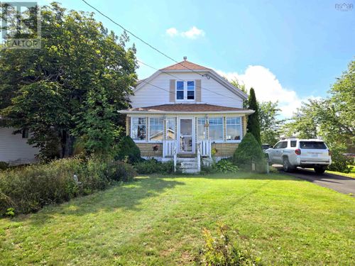 35 Maple Street, Springhill, NS, B0M1X0 | Card Image