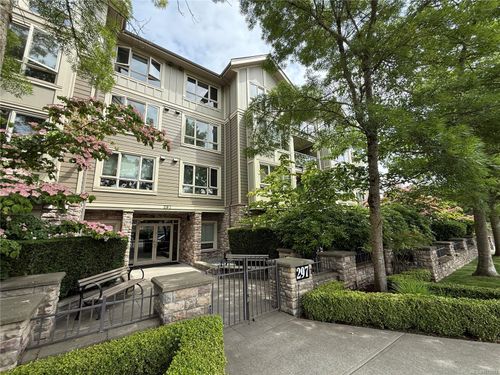 404-297 Hirst Ave, Parksville, BC, V9P0A4 | Card Image
