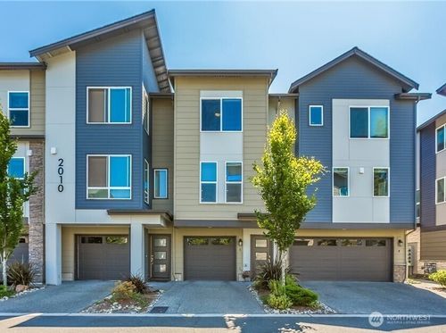 unit-e-2010 129th Pl Sw, Everett, WA, 98204-6295 | Card Image