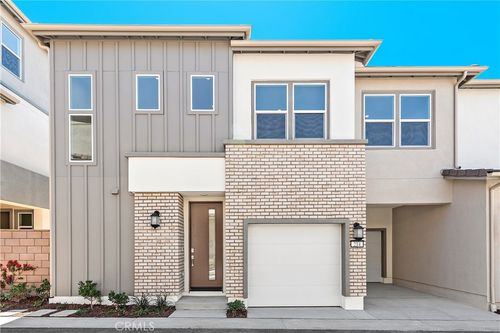 214 Denali, Lake Forest, CA, 92630 | Card Image