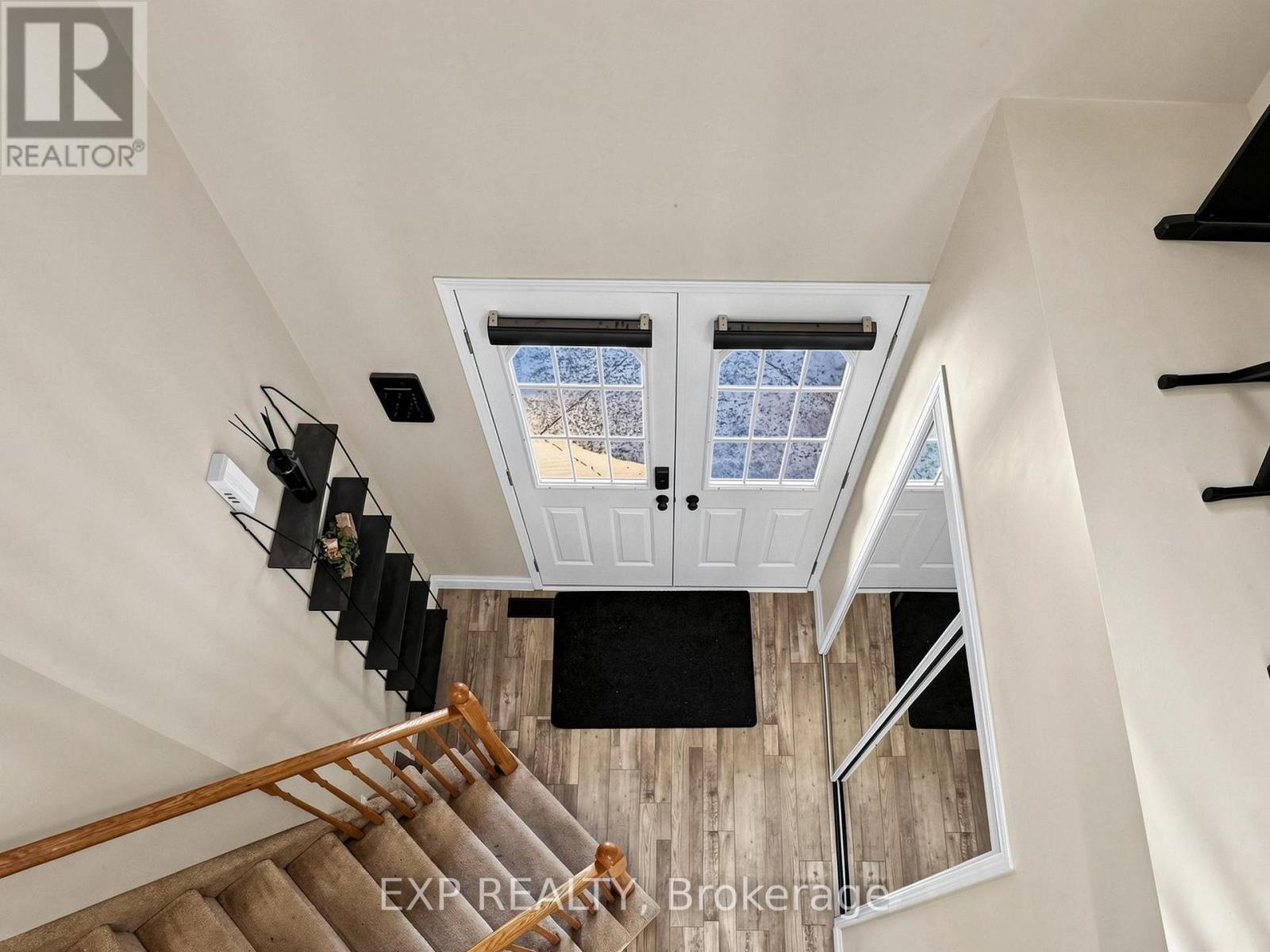 Residential in Barrie (Painswick South) 5