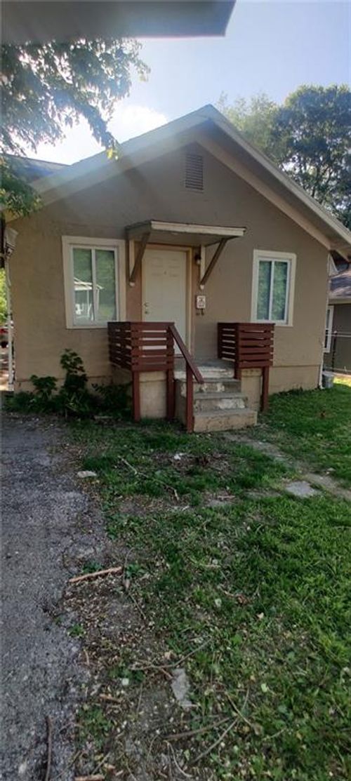 2412 Michigan Ave, Kansas City, MO, 64127-3737 | Card Image