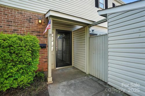 apt-a-5947 Quail Hollow Rd, Charlotte, NC, 28210-5029 | Card Image